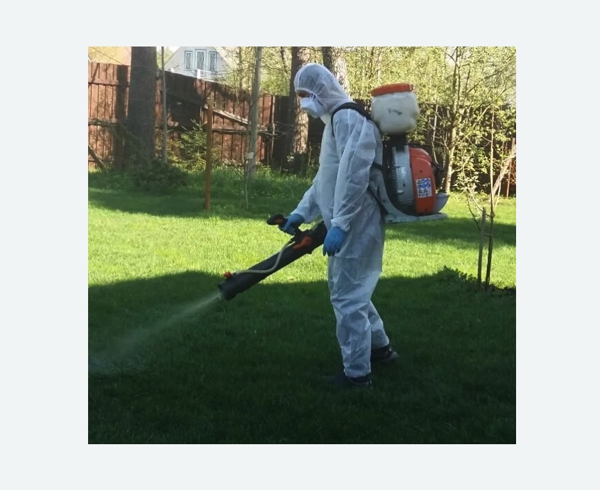 Обработка территории от клещей в Алачково